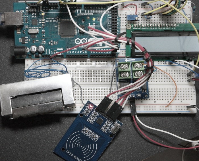 RFID-Security-Access-Using-Arduino-Prototype-Board