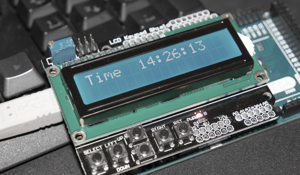 Digital-Clock-with-1602-LCD-Shield-Board-for-Arduino-Featured-Image