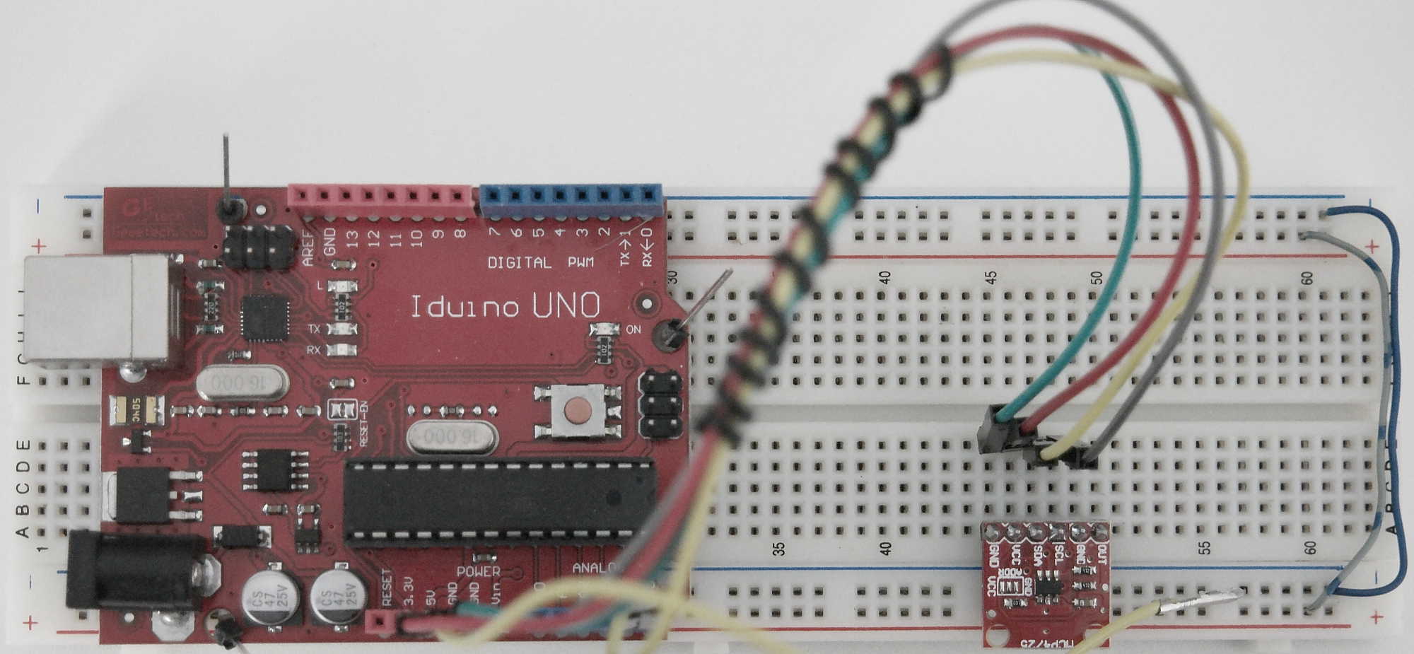 Interfacing-MCP4725-DAC-with-Arduino-Prototype-Board
